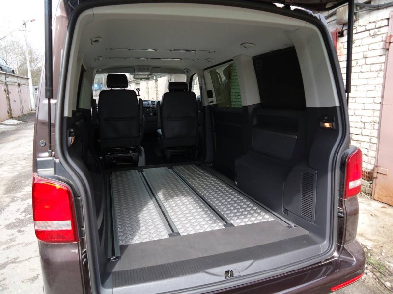 Volkswagen Caravelle 2017 багажник