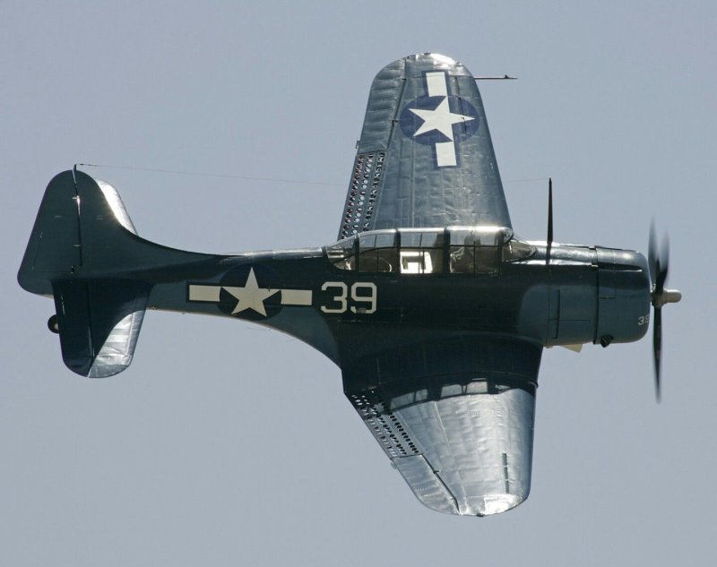 Самолет SBD Dauntless