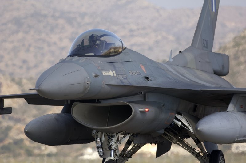 F-16 Fighting Falcon