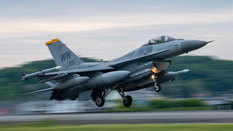 Истребители f16 для Украины