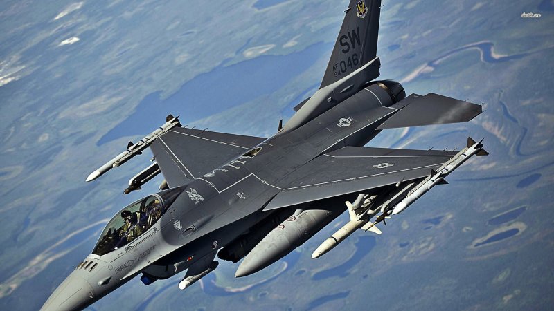 F 16 Falcon