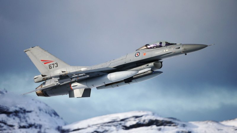 Норвежские f16