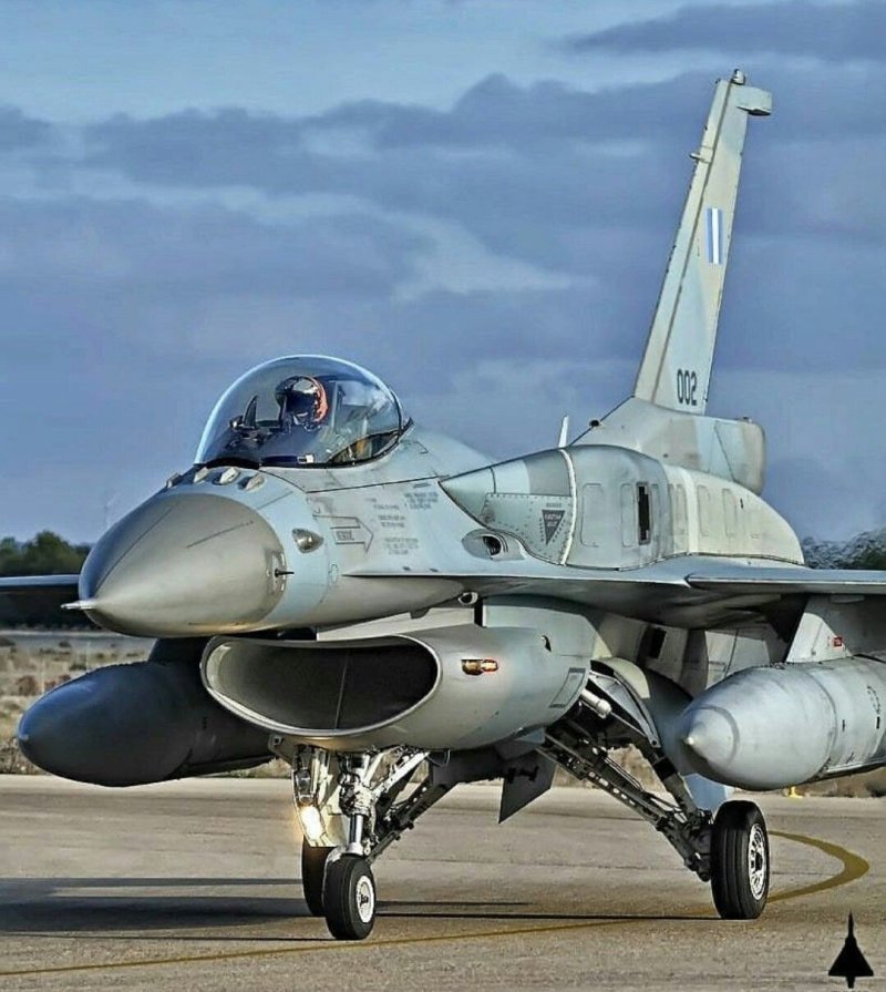 F 16 Falcon