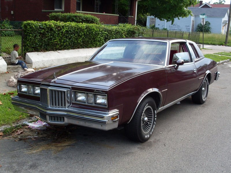 Pontiac Grand prix 1985
