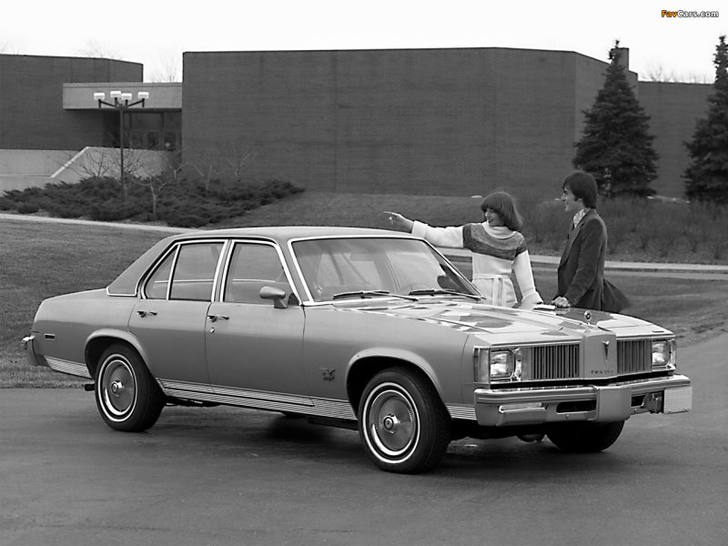 Понтиак Феникс 1977