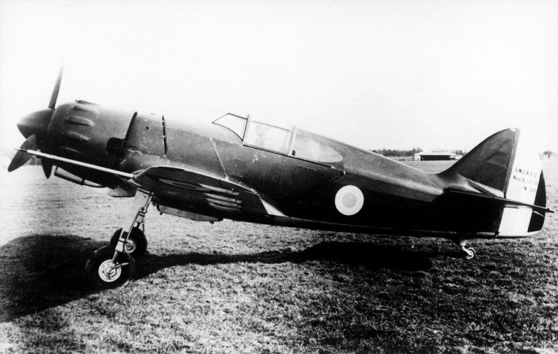 MB 700