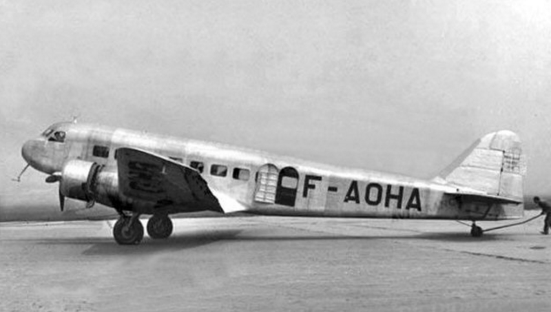 Самолёт Bloch 220