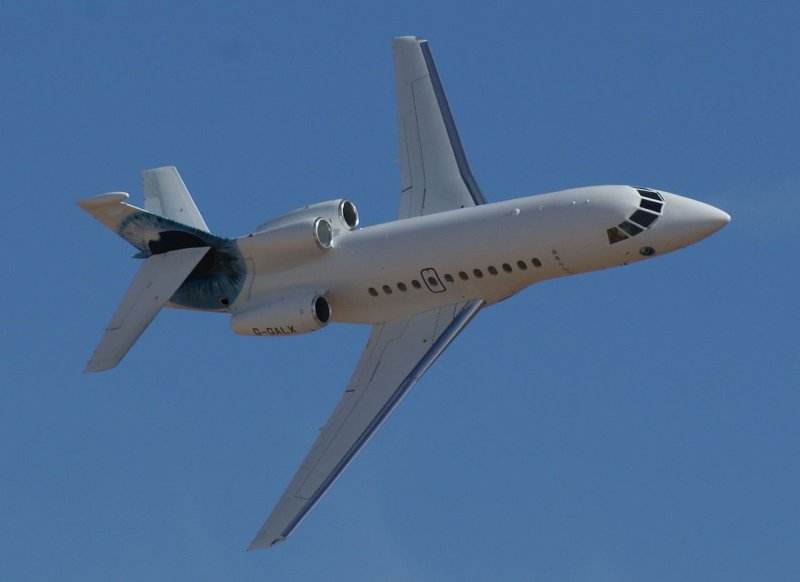 Trijet реактивный самолёт