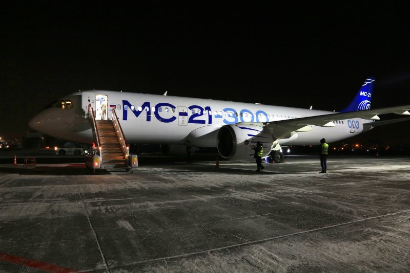 Новый мс21 самолёт России аэропорту