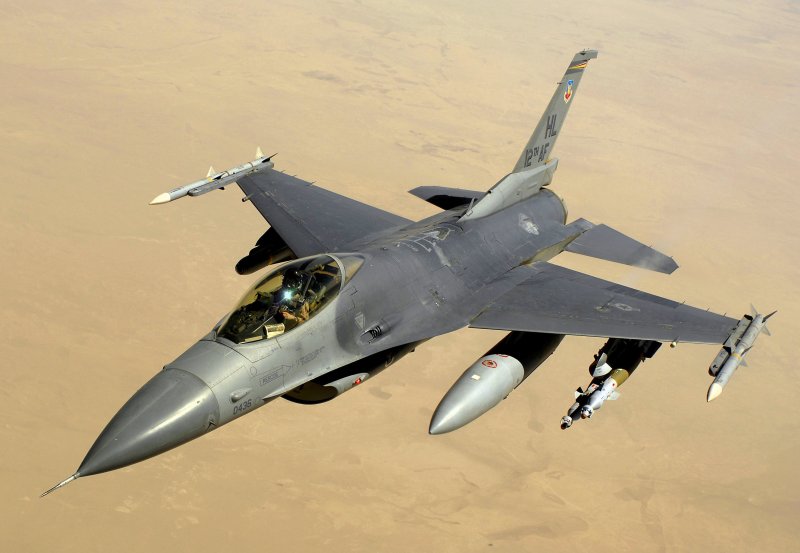 F 16 Falcon