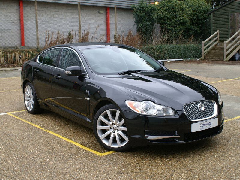 Ягуар XF 2008