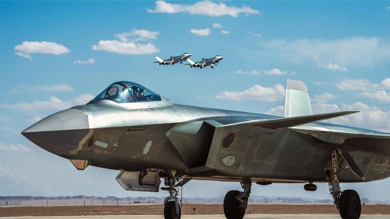 J-20 истребитель