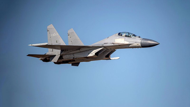 Истребитель Shenyang j-16