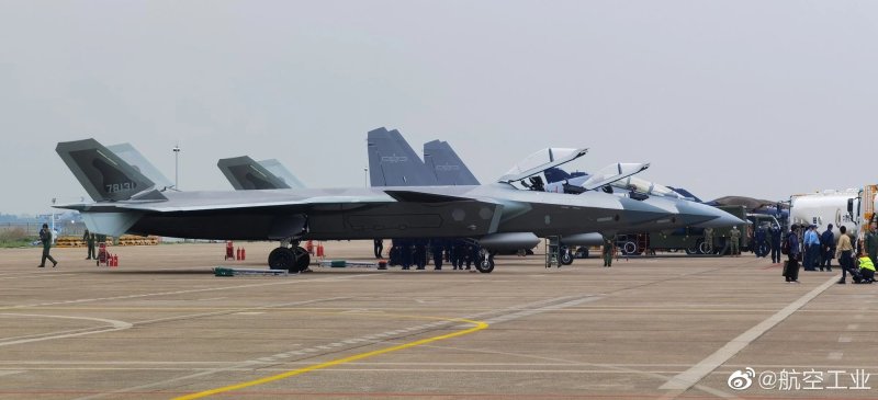J-20 истребитель