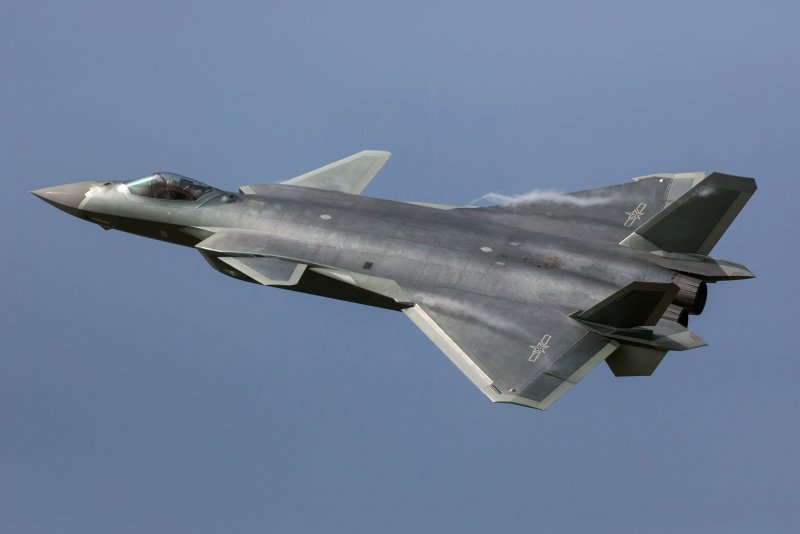 J-20 истребитель пятого поколения
