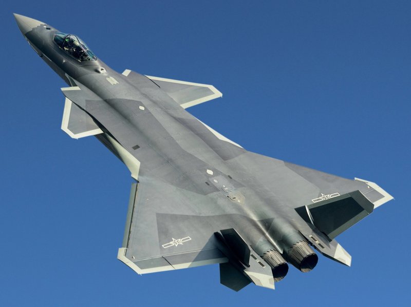 J-20 истребитель