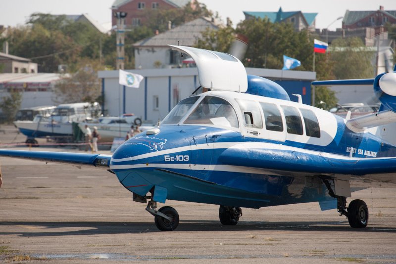 Самолёт афибия Бериева ил-103