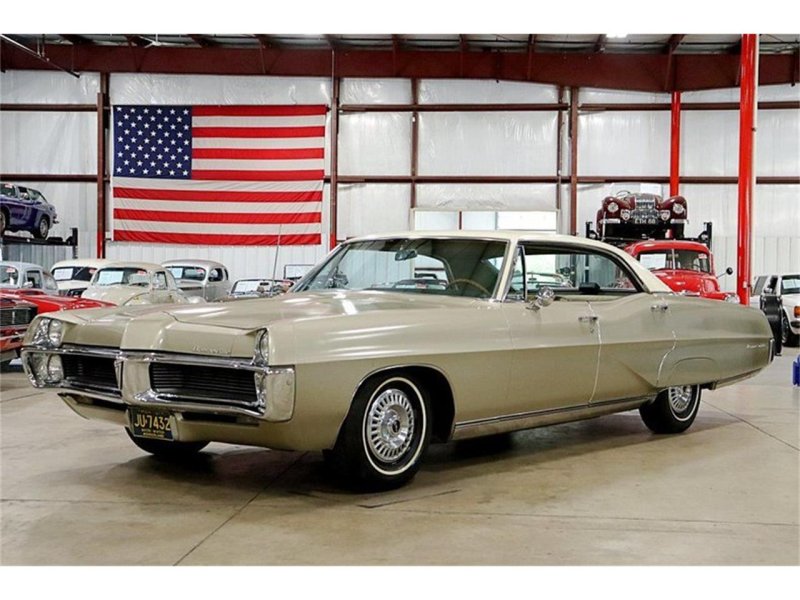 Pontiac Bonneville 1967 года
