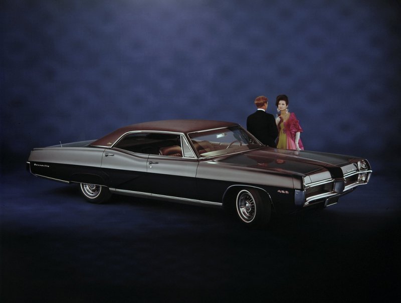 Pontiac Bonneville Brougham Hardtop sedan (1967)