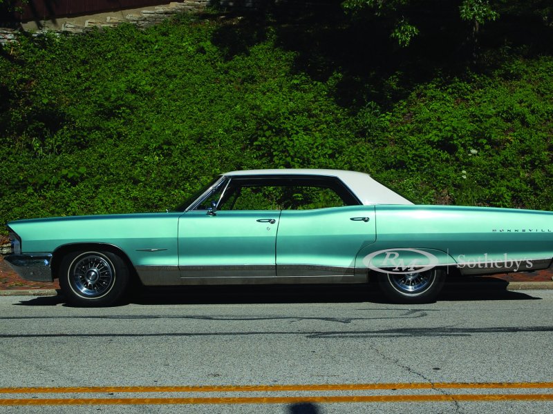 Pontiac Bonneville 1965 sedan