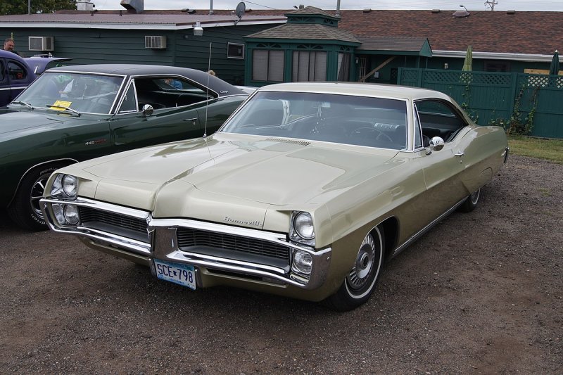 Pontiac Bonneville 1967 года