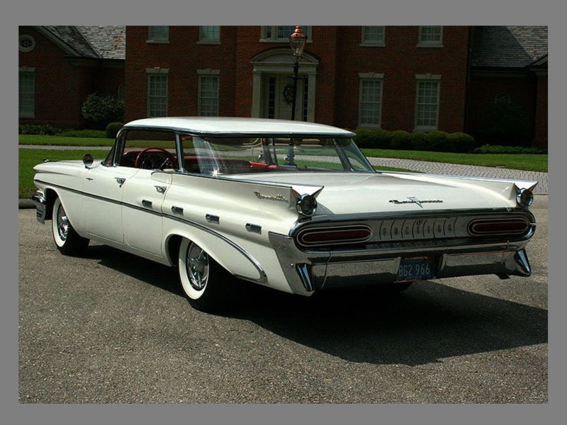 Pontiac Bonneville 1959 sedan