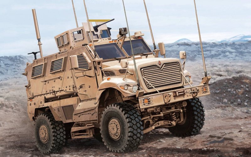 International MAXXPRO бронетранспортер
