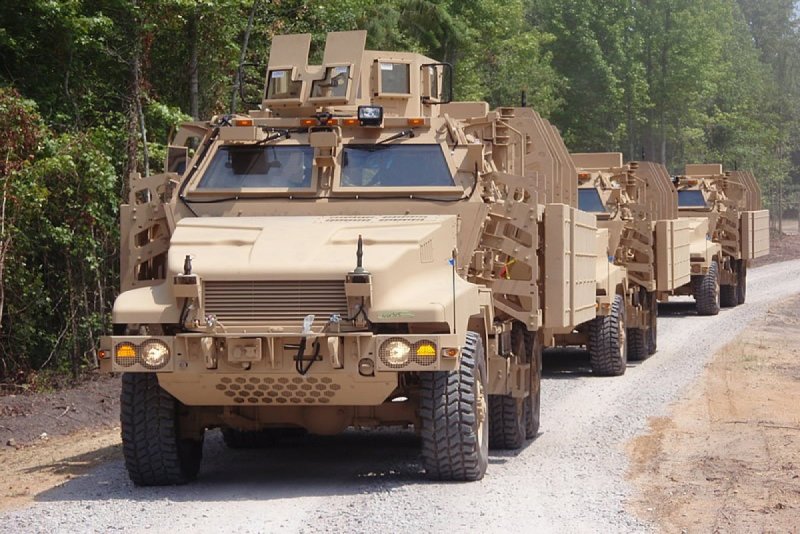 Бронеавтомобиль m1220 Caiman MRAP