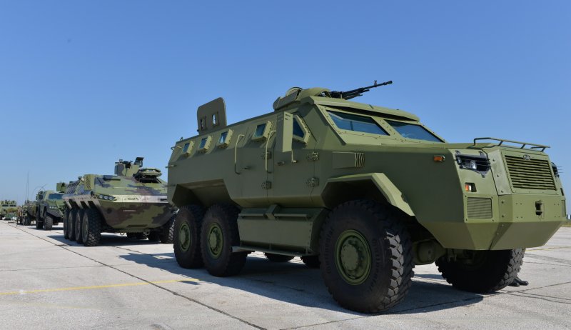 Бронемашина MRAP Кугуар