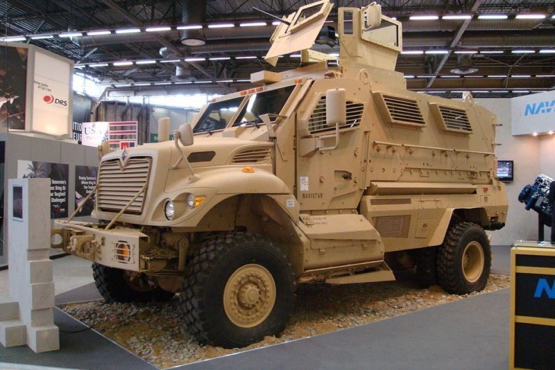 Броневик International MAXXPRO