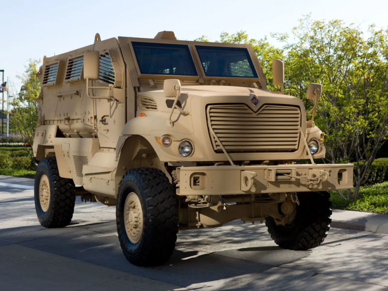 Броневик International MAXXPRO