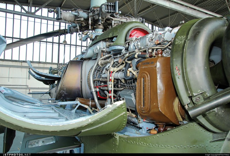 Редукторный отсек ми-24