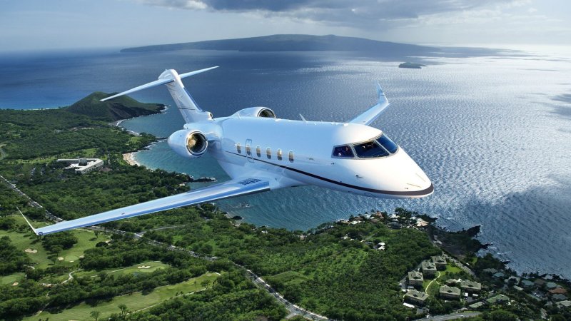 Бизнес-Джет "Bombardier Challenger 605"