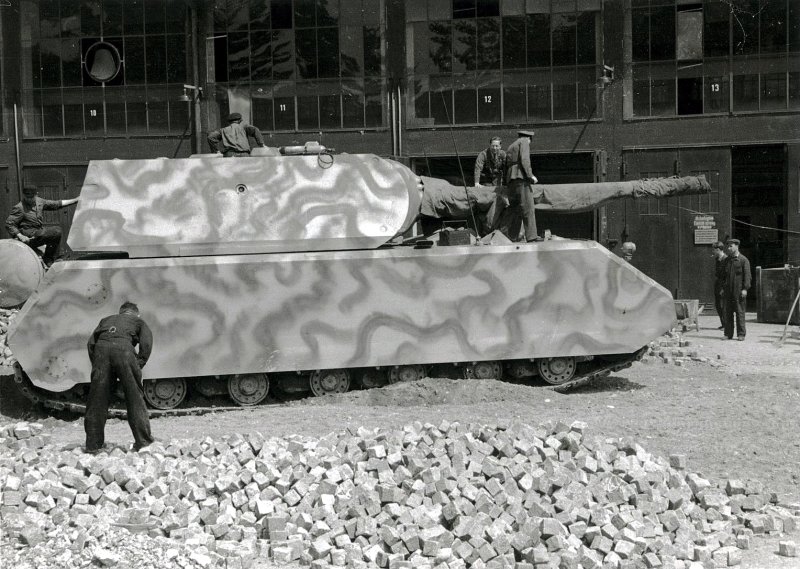 Танк Маус 1945