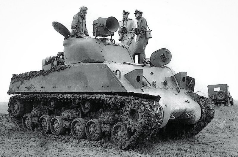 M4a2 Sherman чб