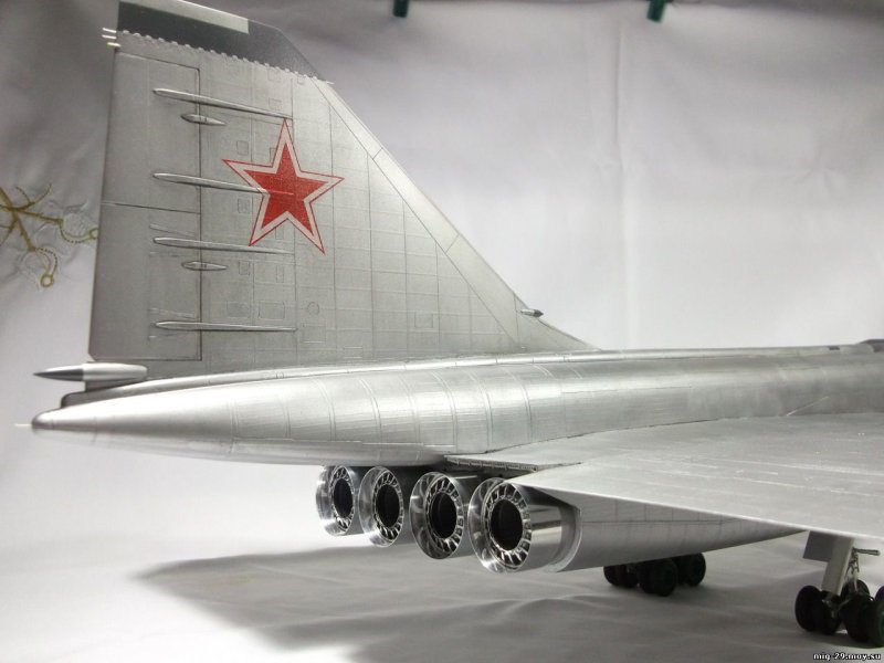 Т-4 самолёт модель