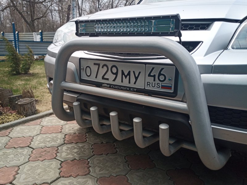 Кенгурятник на ниву Шевроле