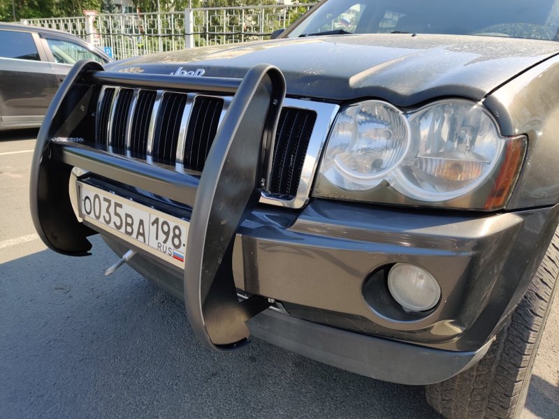 Кенгурятник на Jeep Grand Cherokee wk2