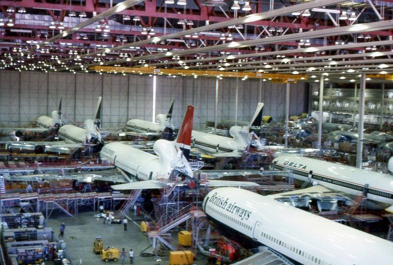 Авиационная промышленность США