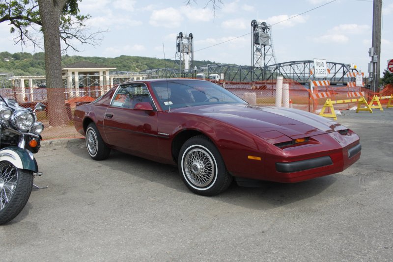 Pontiac Firebird 3 Gen