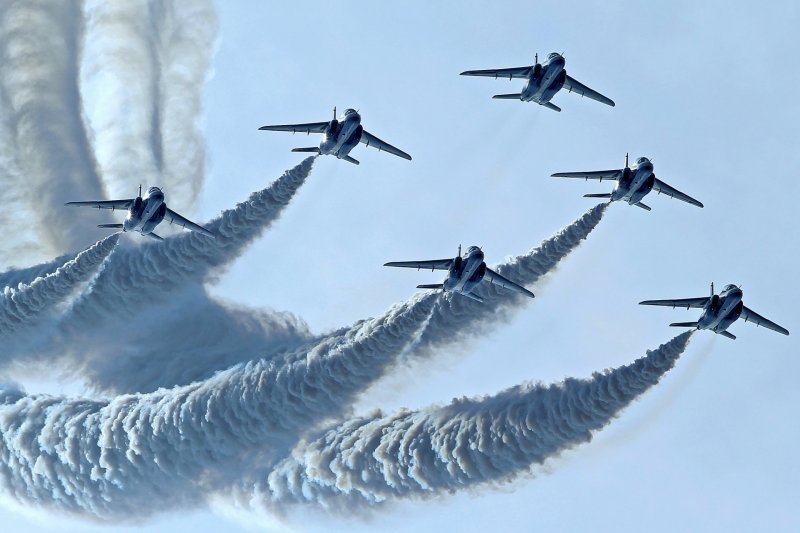 Blue Impulse пилотажная группа