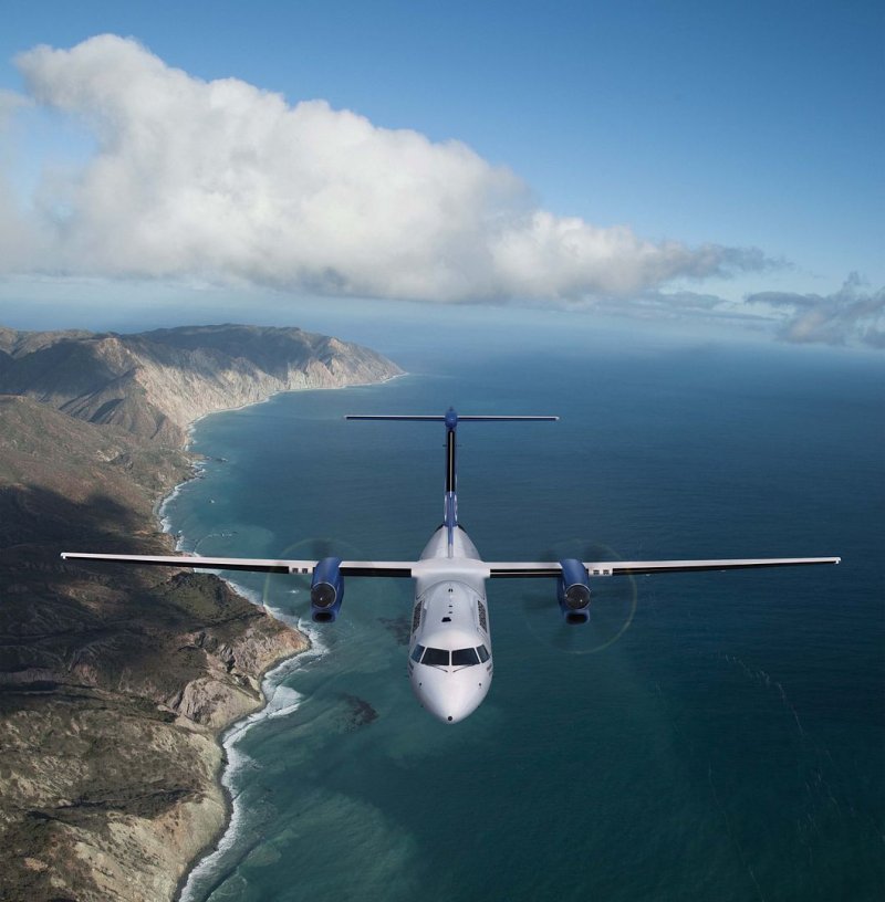 Airplane Queen Waters 400 Series