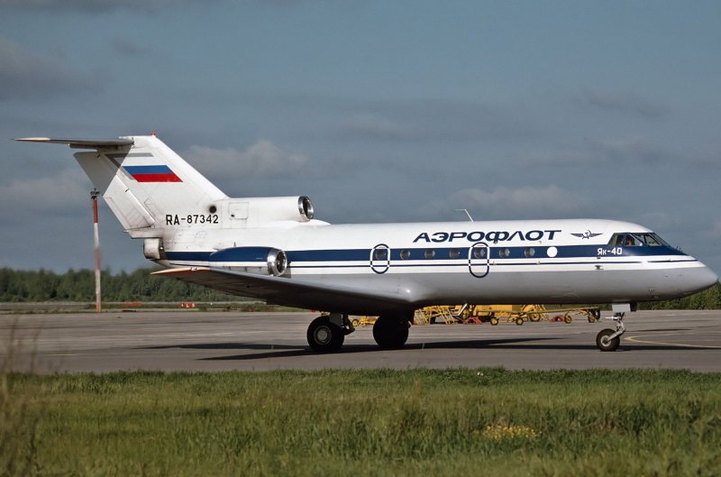 Яковлев як-40