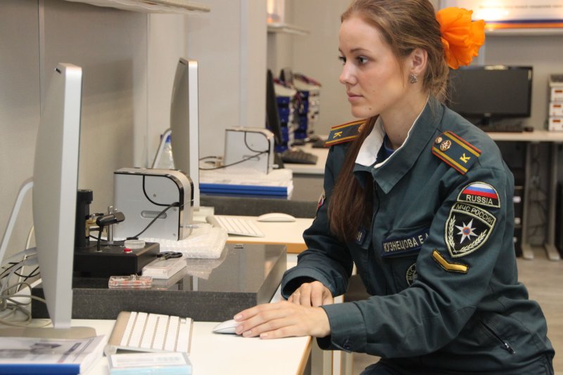 Женские профессии