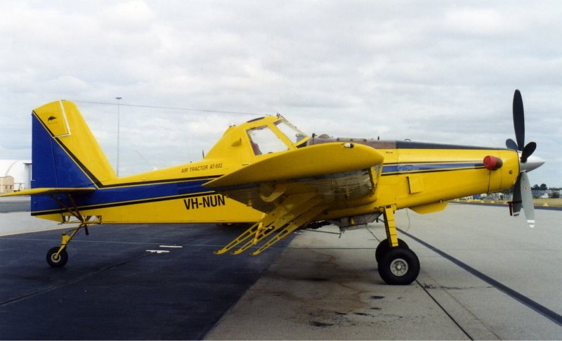 Air Tracktor at 400