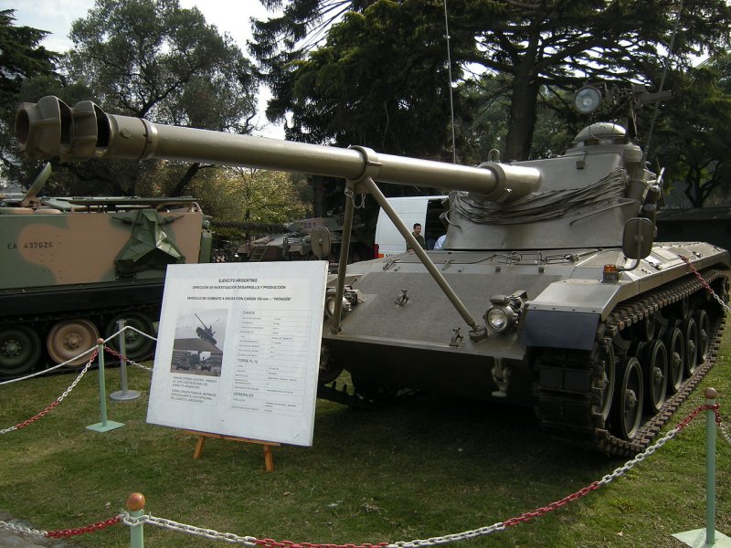 Sk-105 «Кирасир»