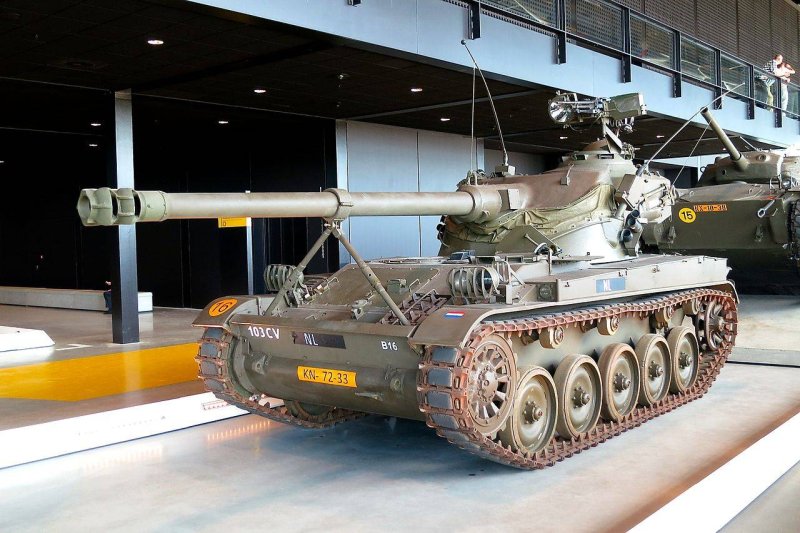Французский танк AMX-13