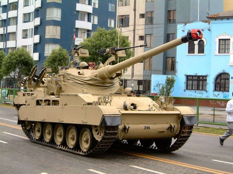 Французский танк АМХ-13