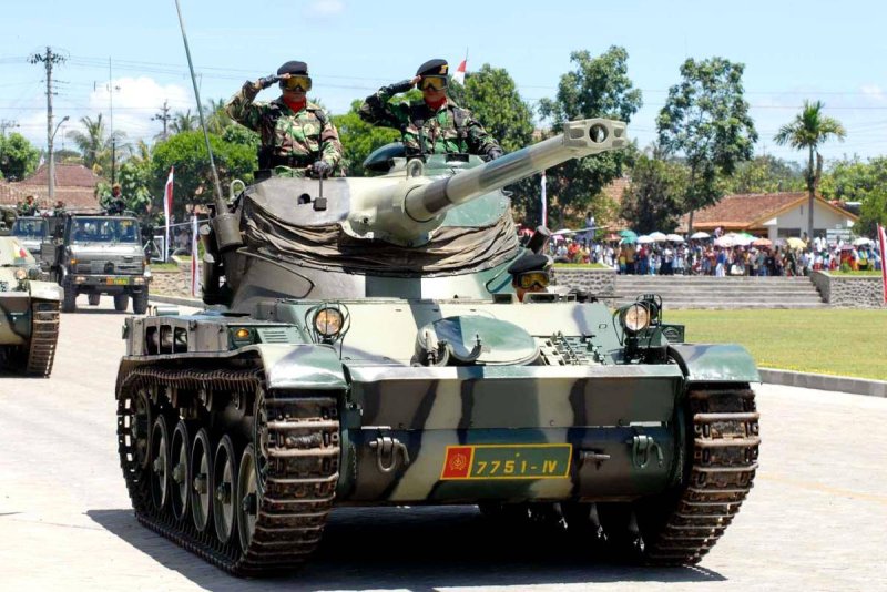 Танк AMX 13 Индонезии