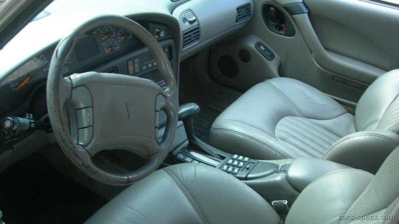 Pontiac Bonneville 1995 салон